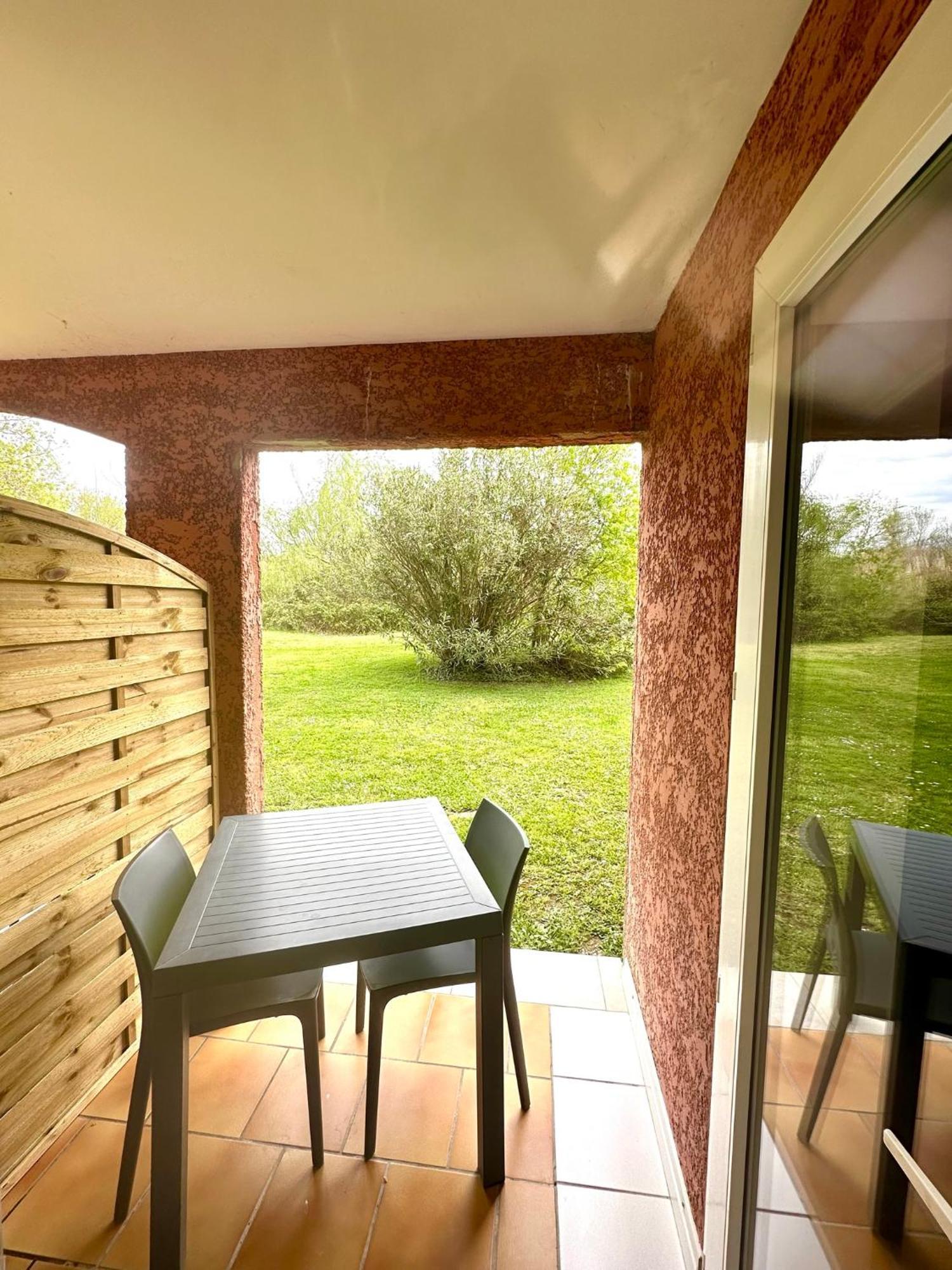 Апартаменты Nid Douillet Avec Terrasse Au Calme Арль Экстерьер фото